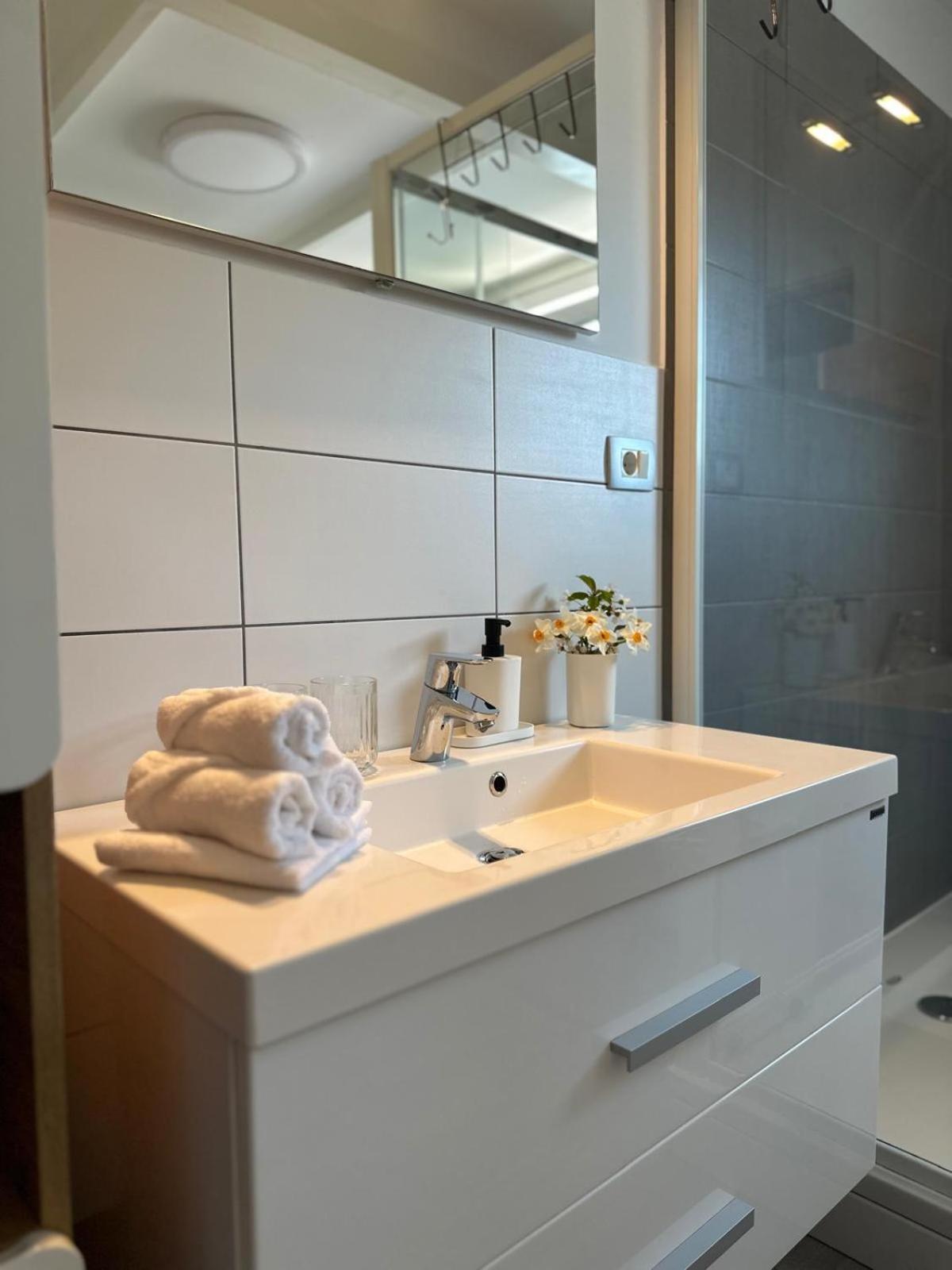 Apartment Stucin Vipava Eksteriør bilde