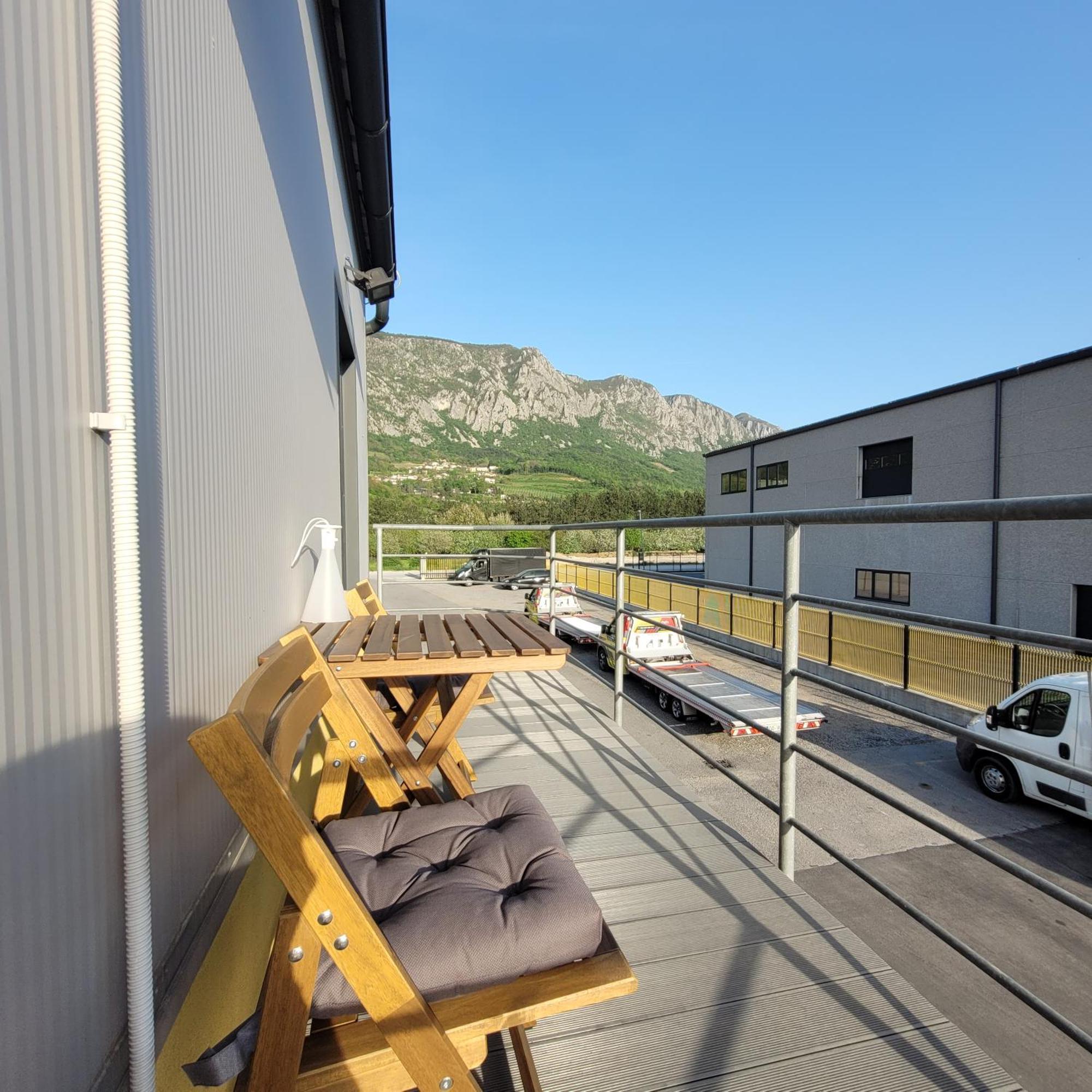 Apartment Stucin Vipava Eksteriør bilde