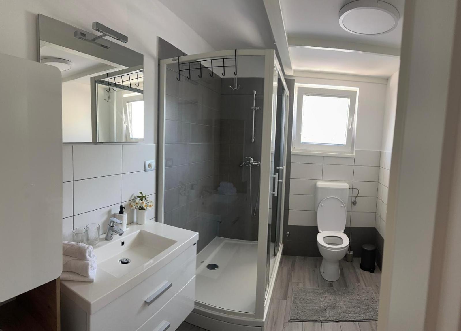 Apartment Stucin Vipava Eksteriør bilde