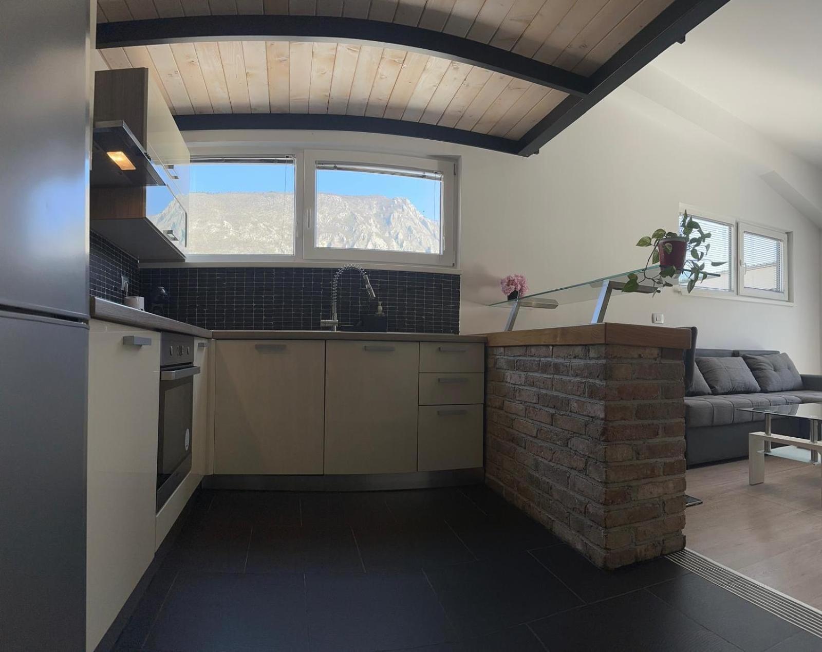 Apartment Stucin Vipava Eksteriør bilde